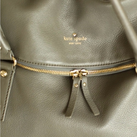 Kate Spade NY Cobble Hill Leslie Storm Gray Travel Weekender Bag Tote - Picture 2 of 3